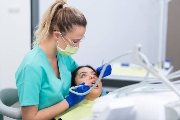 Best Emergency Tooth Extraction  in Bayou Vista, LA